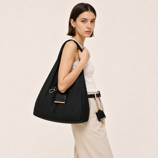 Glanno™ – The Keychain That Unfolds Into A Full-Size Bag